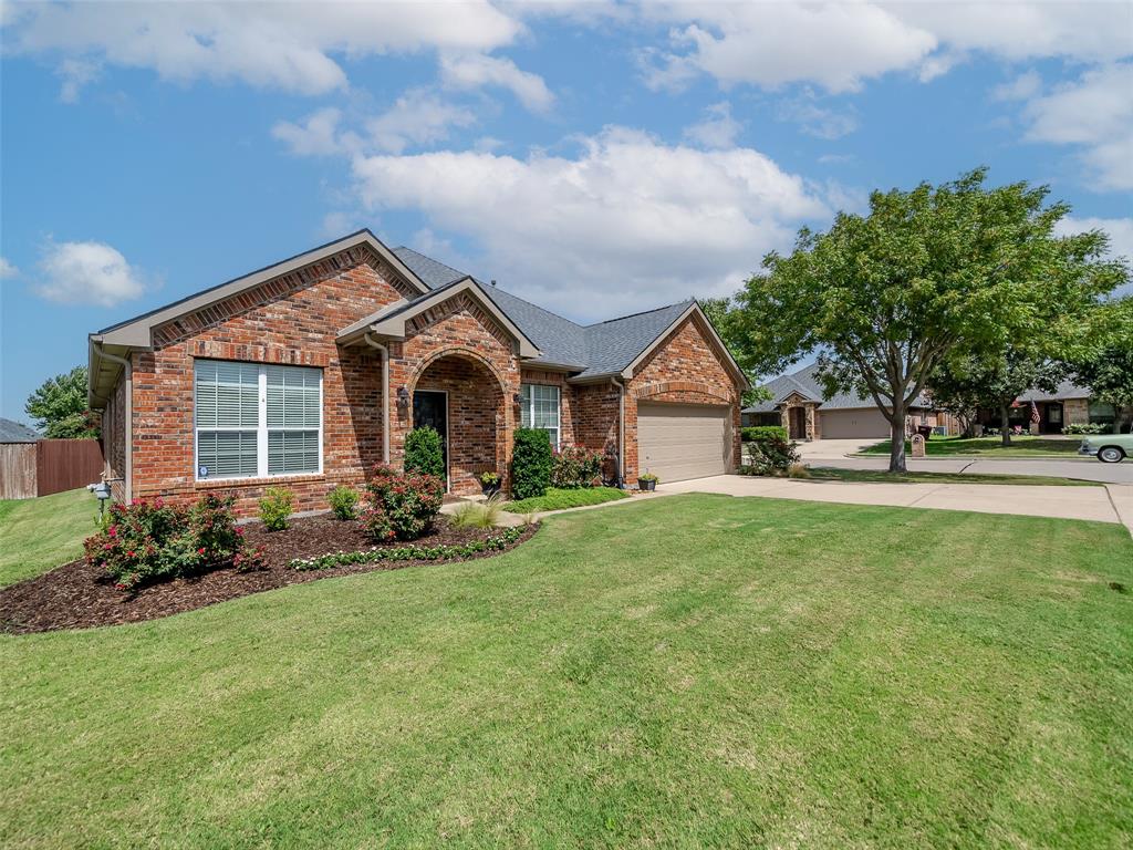Stanford Dr, Van Alstyne, TX 75495