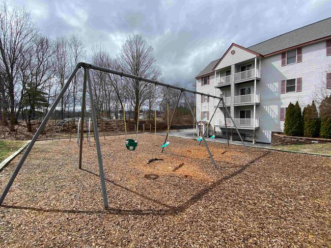 UNIT-1 - 8 Railroad Ave, Condo with 1 bedrooms, 1 bathrooms and null parking in Derry NH | Image 29