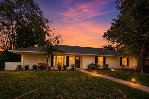 1906 Surrey Cir, Grand Prairie, TX, 75050-6329 | Card Image