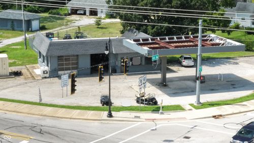 102 W Us Highway 36, Rockville, IN, 47872-7386 | Card Image
