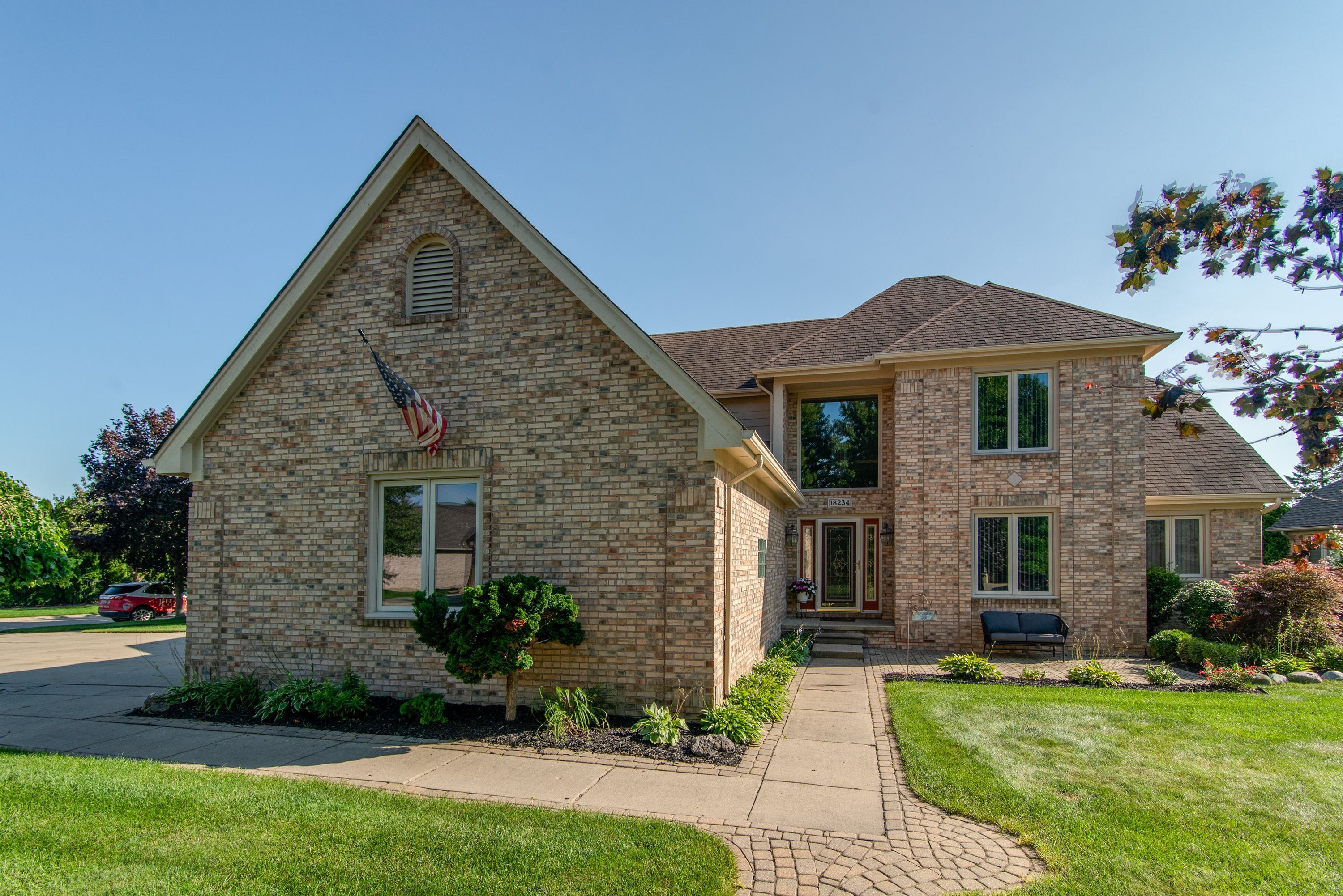 Denali Dr, Macomb, MI 48042