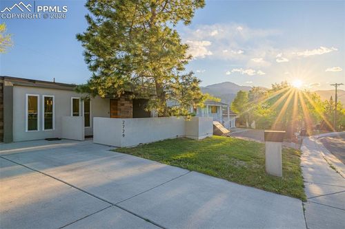 2729 King Street, Colorado Springs, CO, 80904 | Card Image
