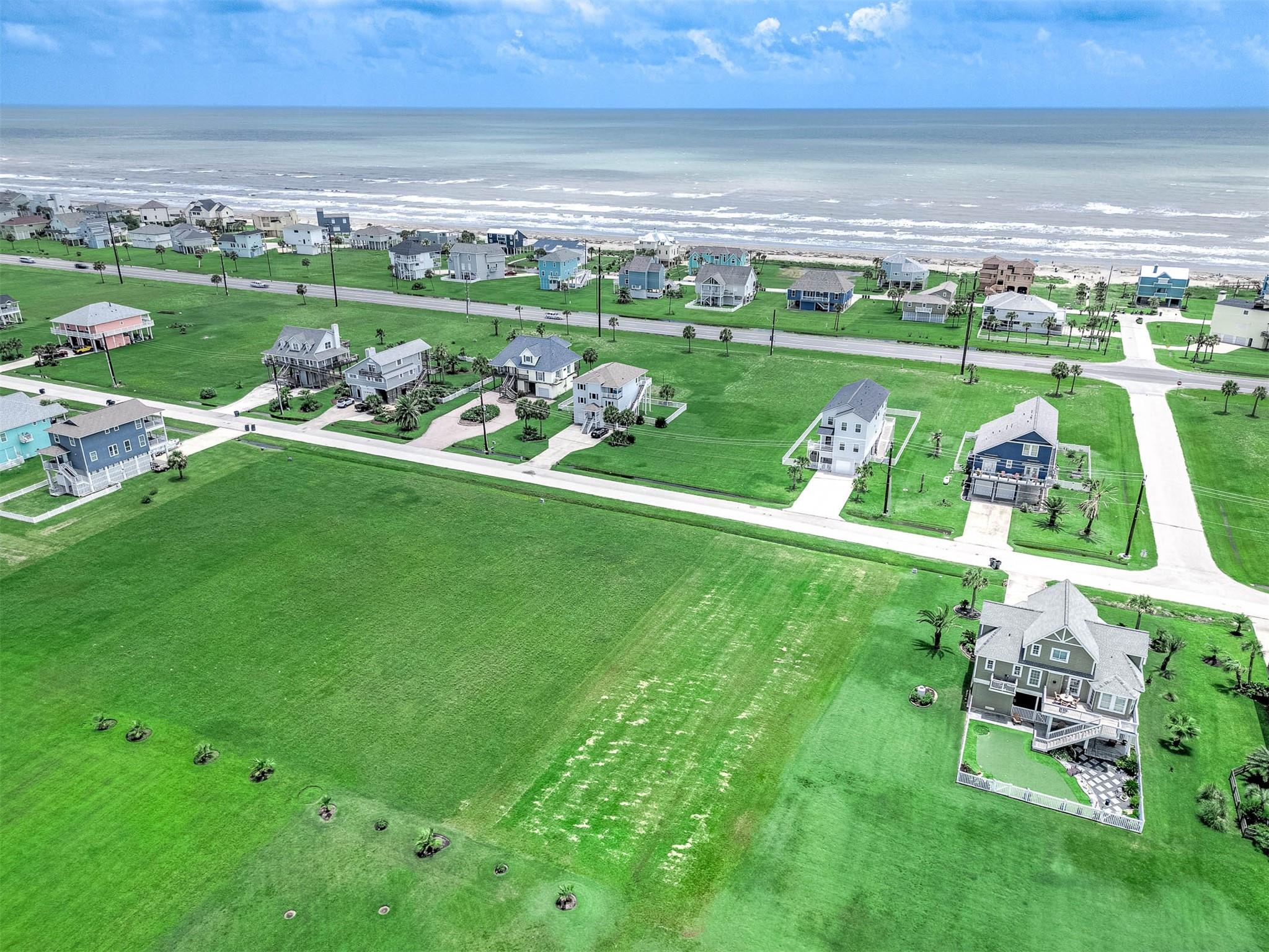 Land in Galveston 4
