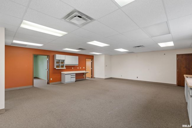 2440 Tech Dr, Home with 0 bedrooms, 0 bathrooms and null parking in Bettendorf IA | Image 10
