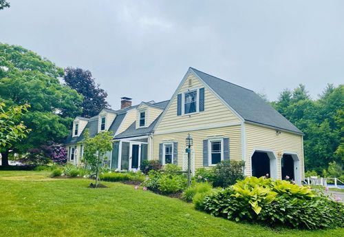 90 Giles Rd, East Kingston, NH, 03827-2046 | Card Image