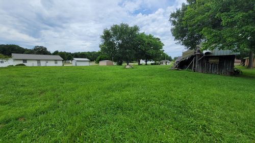 205 West St, Gleason, TN, 38229-7403 | Card Image