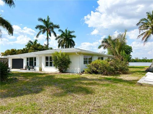 337 Shore Dr, FORT MYERS, FL, 33905-2634 | Card Image