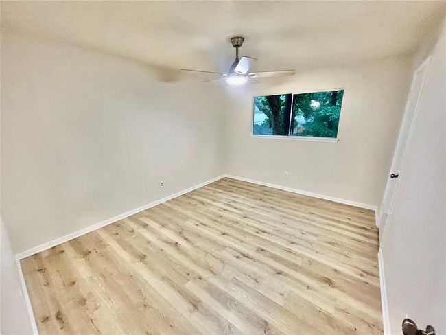 3rd bedroom up | Image 26