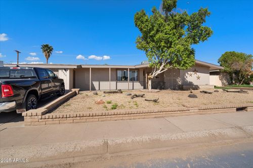 4820 N 57th Dr, Phoenix, AZ, 85031-1012 | Card Image