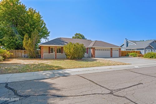 2872 Sierra Manor Dr, Minden, NV, 89423-8854 | Card Image