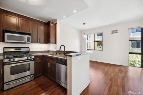apt-326-88 Townsend St, San Francisco, CA, 94107-6027 | Card Image