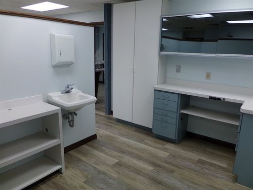 ste-101-401 Gilford Ave, Gilford, NH, 03249-7536 | Card Image