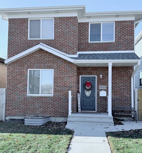 1818 36th Ave, Stone Park, IL, 60165-1071 | Card Image