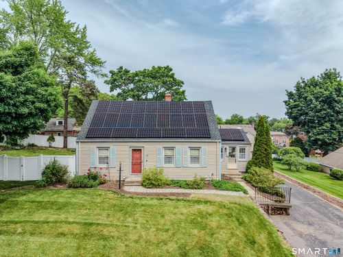 10 Manning Rd, Windsor Locks, CT, 06096-2702 | Card Image