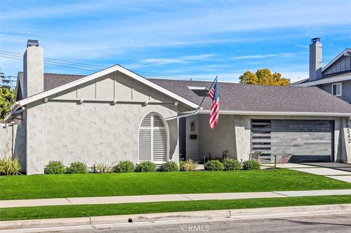 16342 Gentry Ln, Huntington Beach, CA, 92647-3304 | Card Image