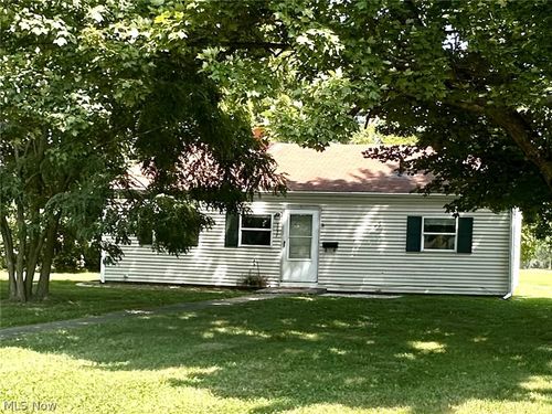 3877 Tacoma Ave, Lorain, OH, 44055-2217 | Card Image