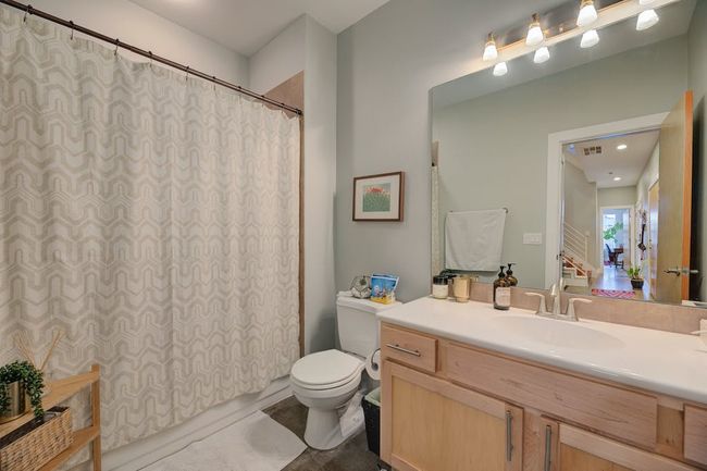 APT-2 - 2608 E 6 Th St, Condo with 2 bedrooms, 3 bathrooms and null parking in Austin TX | Image 16