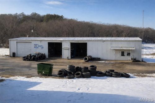 77 Mo-8 E, Steelville, MO, 65565 | Card Image