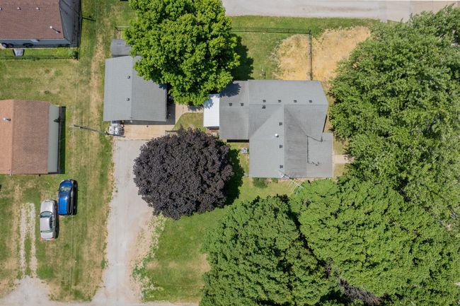 502 Cedar St, House other with 3 bedrooms, 2 bathrooms and 8 parking in Le Roy IL | Image 31