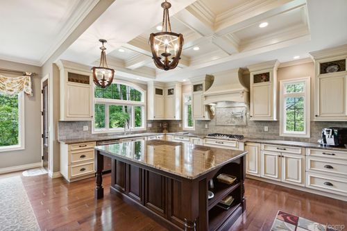 15-11599 Erins Way, Bruce Twp, MI, 48065-1402 | Card Image