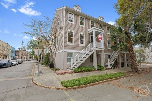 231 Houston St, Savannah, GA, 31401-4115 | Card Image