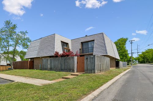 101 Cedarwood Ln, Madison, TN, 37115-2745 | Card Image