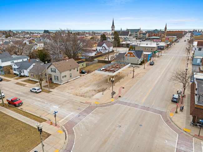 2023 Washington St, Home with 0 bedrooms, 0 bathrooms and null parking in Two Rivers WI | Image 5
