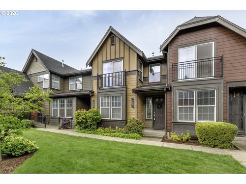 7084 Ne Stonewater St, Hillsboro, OR, 97124-7282 | Card Image
