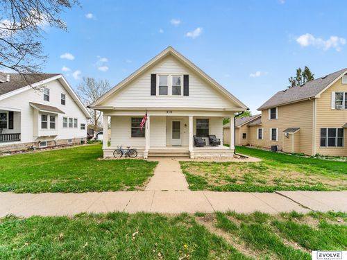 310 4th St, Yutan, NE, 68073-3075 | Card Image