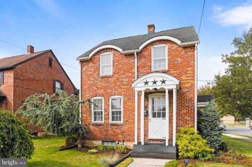 502 Wayne Ave, CHAMBERSBURG, PA, 17201-3721 | Card Image
