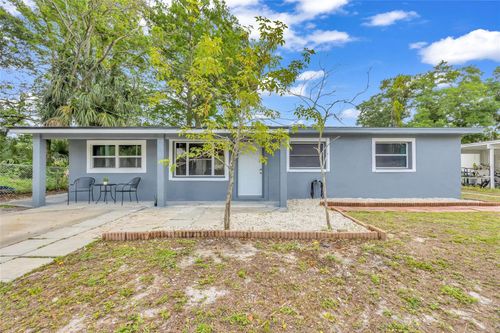 890 Golden Isle Drive, MOUNT DORA, FL, 32757 | Card Image