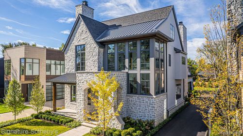 395 Greenwood St, Birmingham, MI, 48009-3812 | Card Image