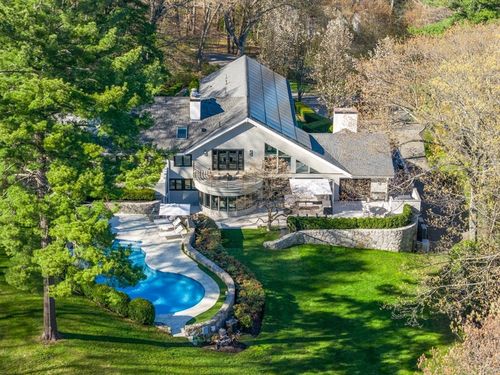 44 Meadowbrook Rd, Weston, MA, 02493-2406 | Card Image
