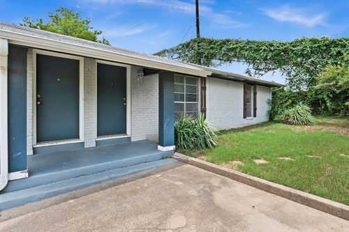 b-2712 Saint Edwards Cir, Austin, TX, 78704-5718 | Card Image