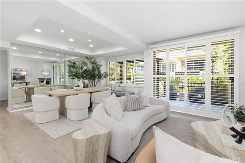 909 Muirfield Dr, Newport Beach, CA, 92660-5243 | Card Image