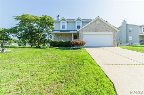 147 Langtree Dr, Wentzville, MO, 63385-3346 | Card Image