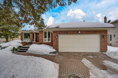 26 Island Bay Dr, Bobcaygeon, ON, K0M1A0 | Card Image