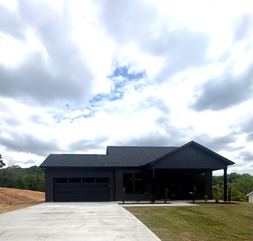 330 Minkum Rd, Gaffney, SC, 29340-6133 | Card Image