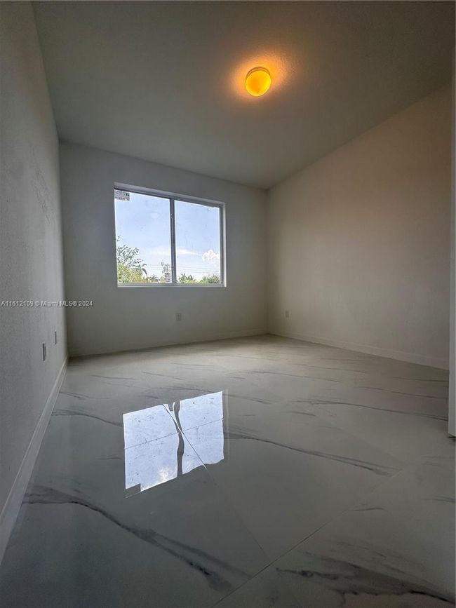 B - 22535 Sw 125 Ave, Townhouse with 5 bedrooms, 3 bathrooms and null parking in Miami FL | Image 6