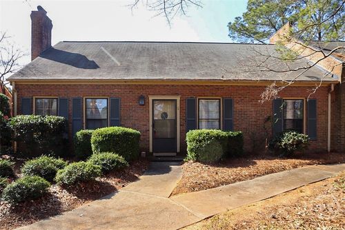 135 S Stratford Dr, Athens, GA, 30605-3025 | Card Image