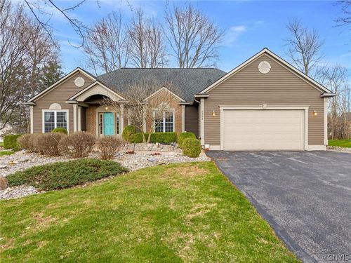 8394 Twin Flowers Rd, Lysander, NY, 13027-3609 | Card Image