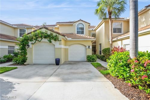 9-202-74 Silver Oaks Cir, NAPLES, FL, 34119-4664 | Card Image