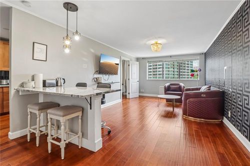602-215 Piedmont Ave Ne, Atlanta, GA, 30308-3320 | Card Image