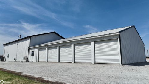 214 S Airport Road, Washington, IA, 52353 | Card Image