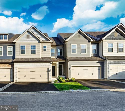 302 Milton Stamp Dr, GLEN MILLS, PA, 19342-8123 | Card Image