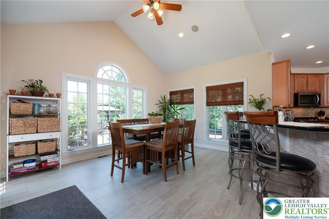 2307 Blackledge Dr, House other with 4 bedrooms, 5 bathrooms and null parking in Quakertown PA | Image 29