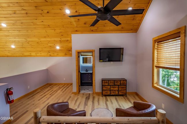 617 Davenport Rd, House other with 3 bedrooms, 3 bathrooms and null parking in Gatlinburg TN | Image 45