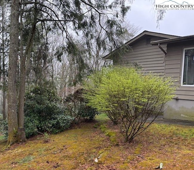 115 Edgewood Path, House other with 3 bedrooms, 3 bathrooms and null parking in Blowing Rock NC | Image 5