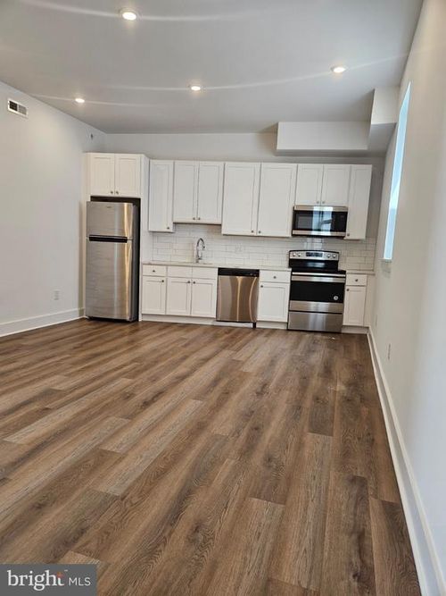 3r-6202 Germantown Ave, PHILADELPHIA, PA, 19144-2034 | Card Image