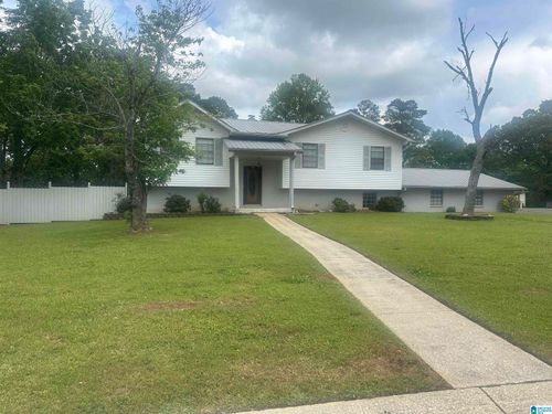 1743 Magnolia St, GARDENDALE, AL, 35071-3843 | Card Image